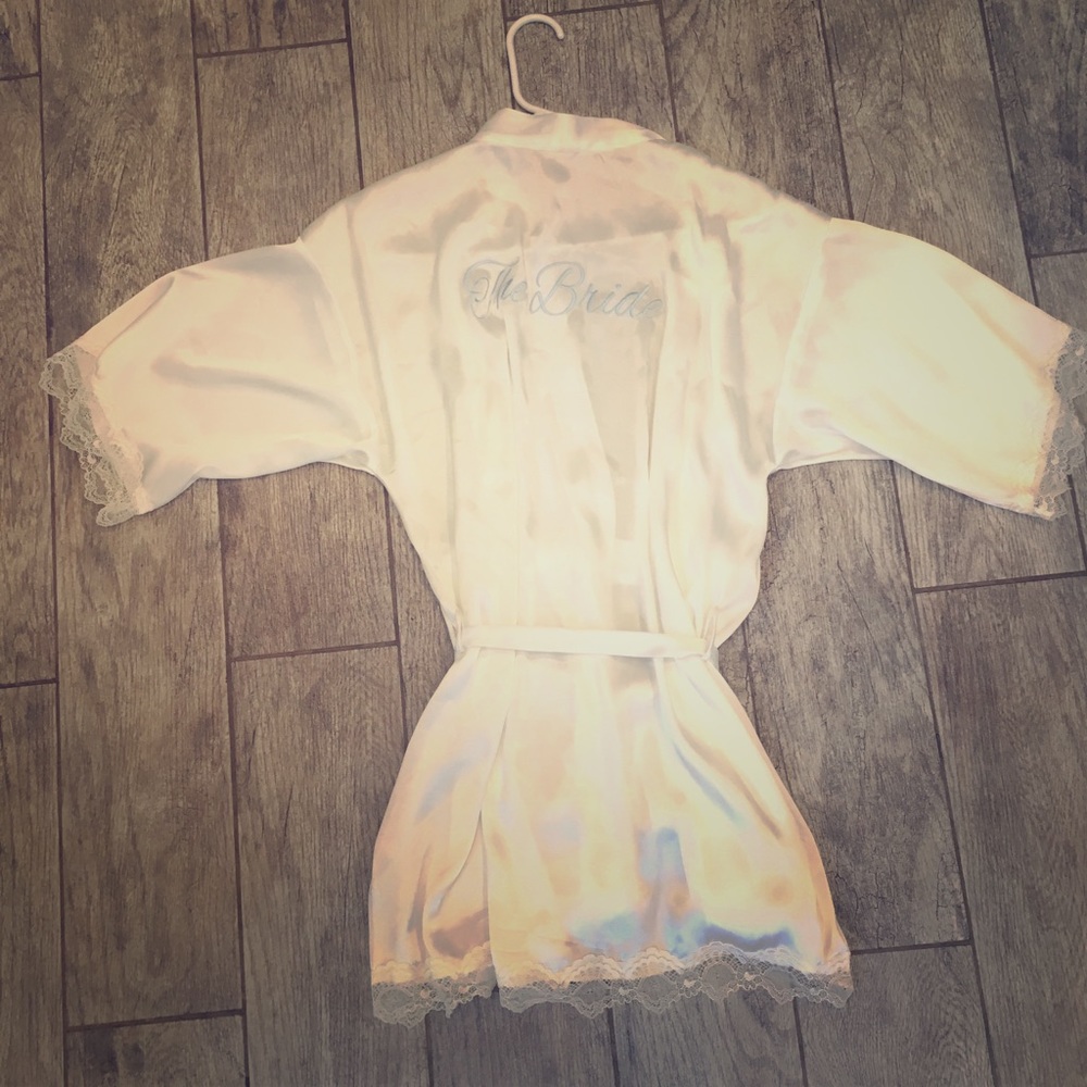 BRIDE Robe